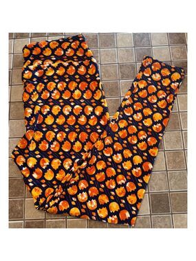 Women's TC LuLaRoe Leggings Tall & Curvy Navy & Orange Patterned